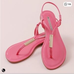 Pink Patent Leather Flat Thong Sandals